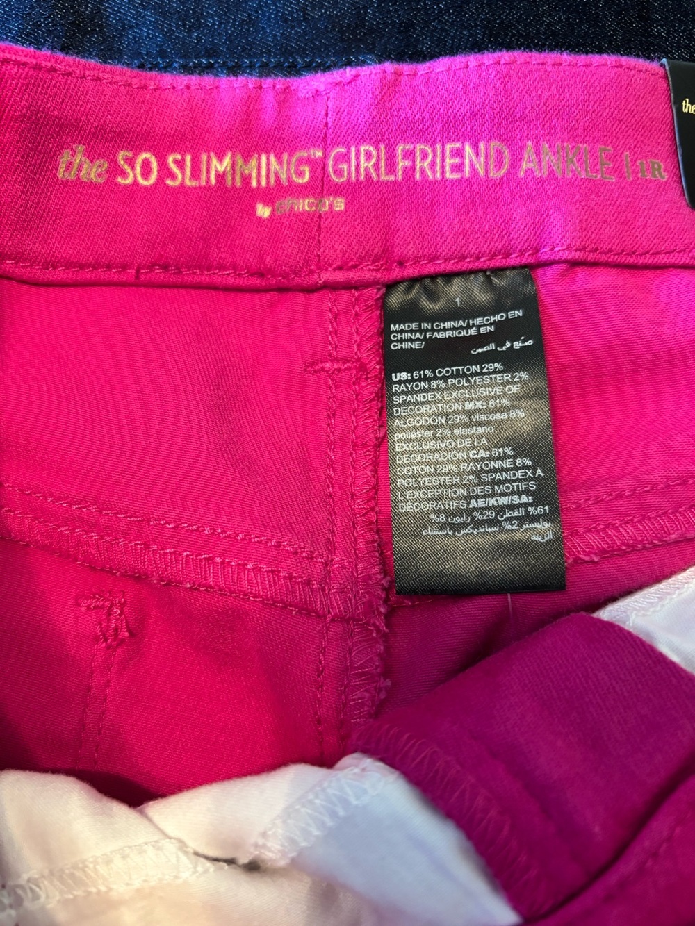 Chicos So Slimming Girlfriend jeans size 8 Chicos size 1 - Picture 6 of 8